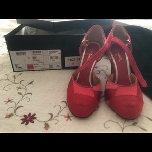 Pink Red Chanel Shoes size 37